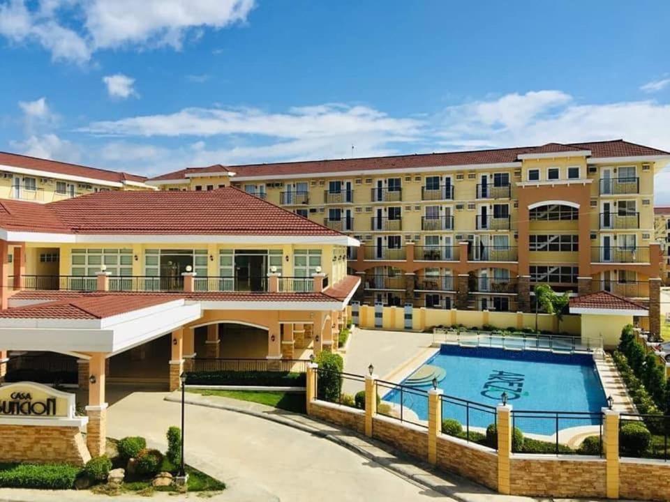 Huge Studio @ Arezzo Place Davao Condominium Εξωτερικό φωτογραφία